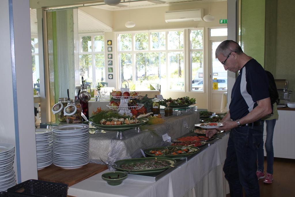 Kukkolaforsen Turist & Konferens Maison d'hôtes 3*