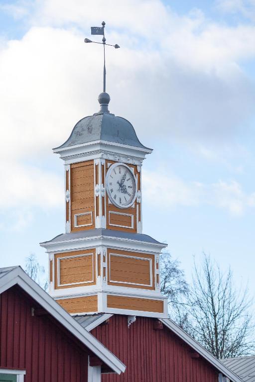 Kukkolaforsen Turist & Konferens Maison d'hôtes 3*
