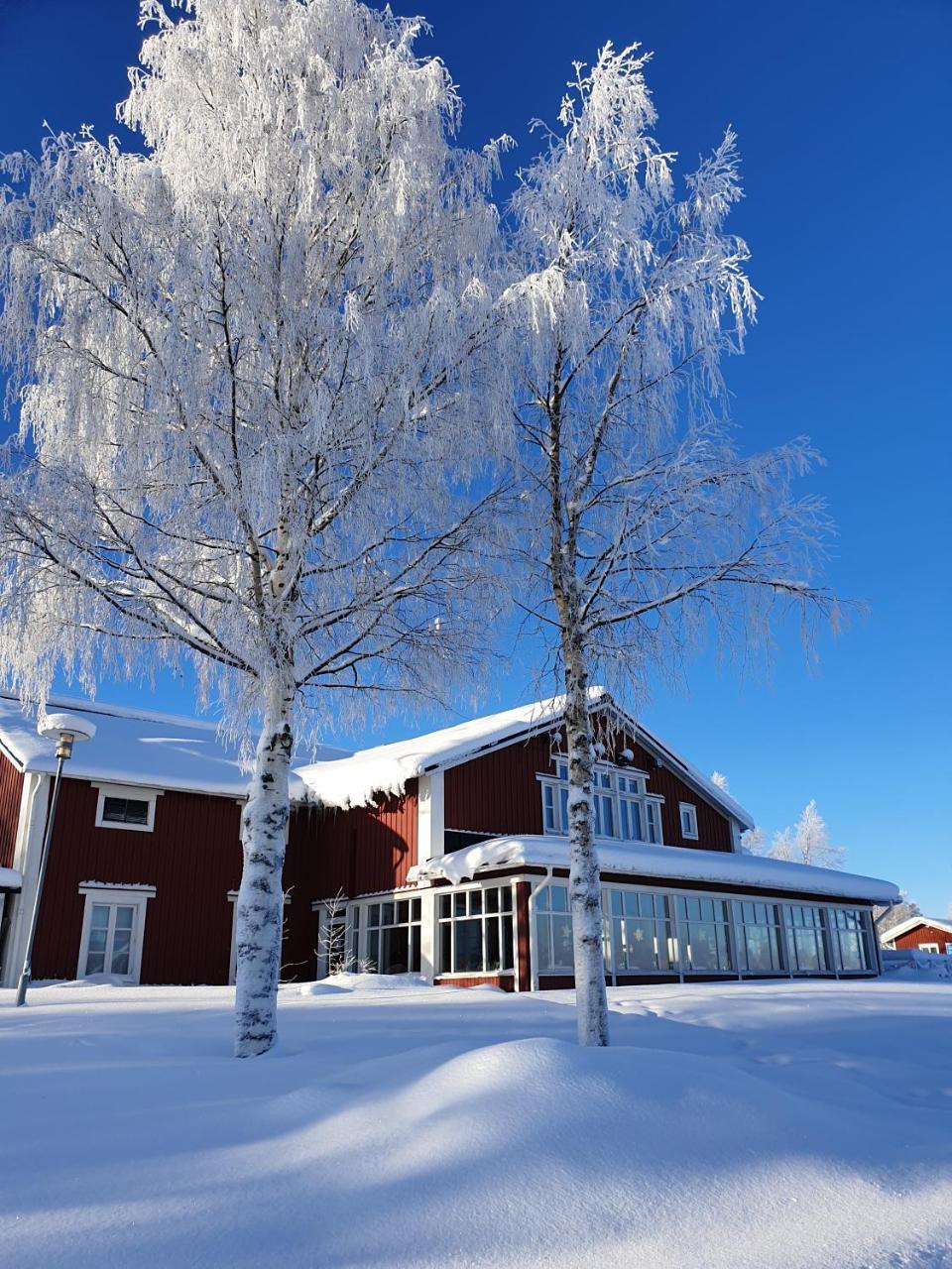Kukkolaforsen Turist & Konferens Maison d'hôtes Kukkola